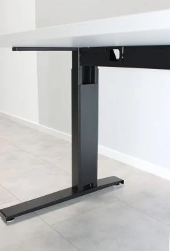 Bureau Osmond 160cm Réglable En Hauteur - Gris Clair/noir -Meubles Tables Et Chaises Shop 4240 581 det kabeldurchlass a da37
